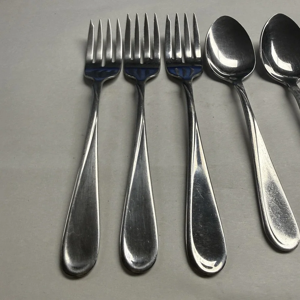 8 Pc Oneida Flight Reliance Salad Forks Knives Soup Spoons Stainless Flatware